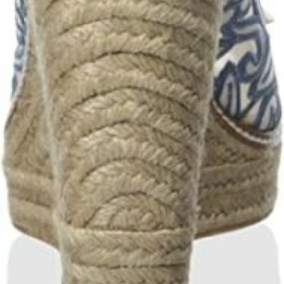 NEW - NEVER WORN - Tory Burch Lucia Lace Peep Toe 36M EU - Picture 4 of 8